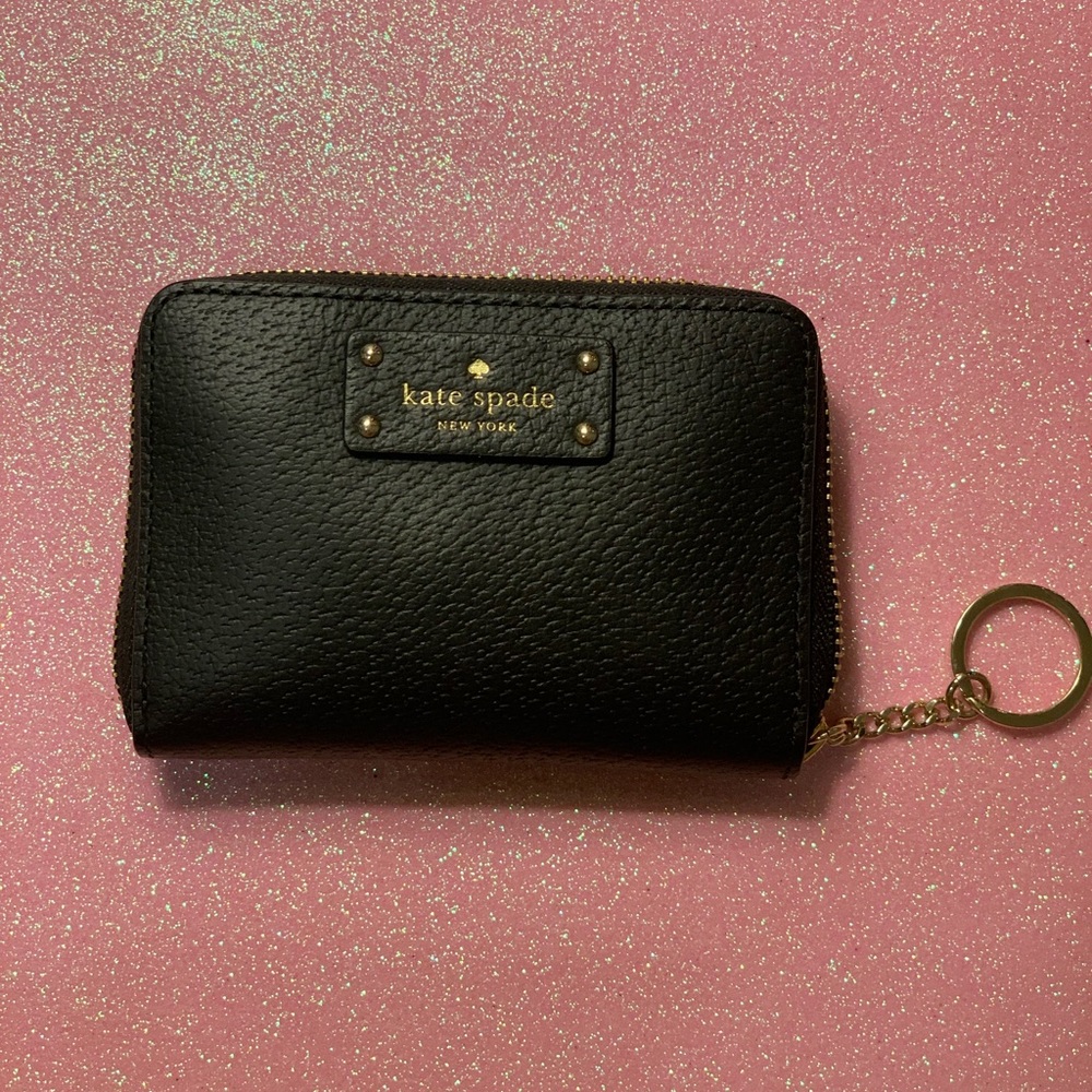 KATE SPADE- Zip Coin/Card wallet in Black with gold key chain